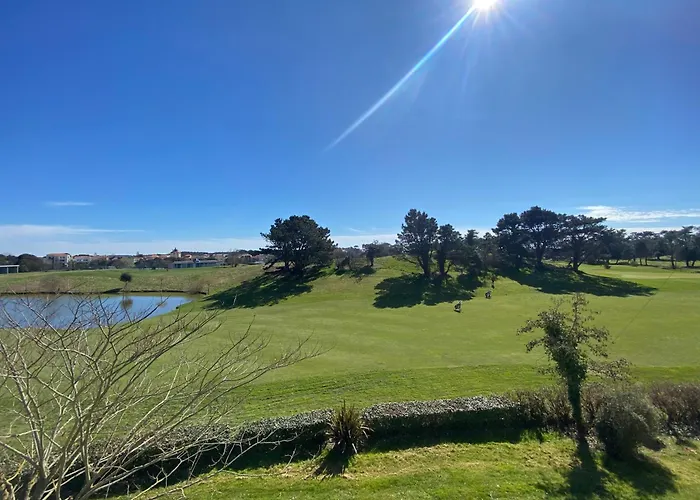 Djiimee, Piscine & Vue Apaisante Sur Golf, 5 Pers Talmont-Saint-Hilaire